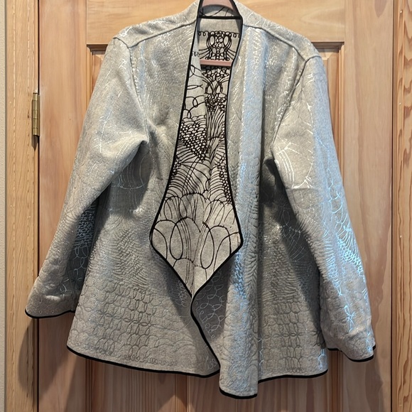 Chico's Silver Script Reversible Cascada Jacket - Picture 3 of 3